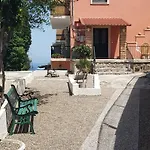 Mon Repos Panorama